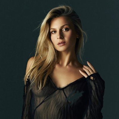ALISA_DANCE_LADY