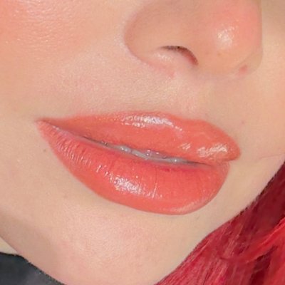 Alyson👩🏻‍🦰 Fully Videos on Wall