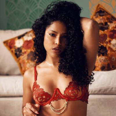 Amara Li๐ด