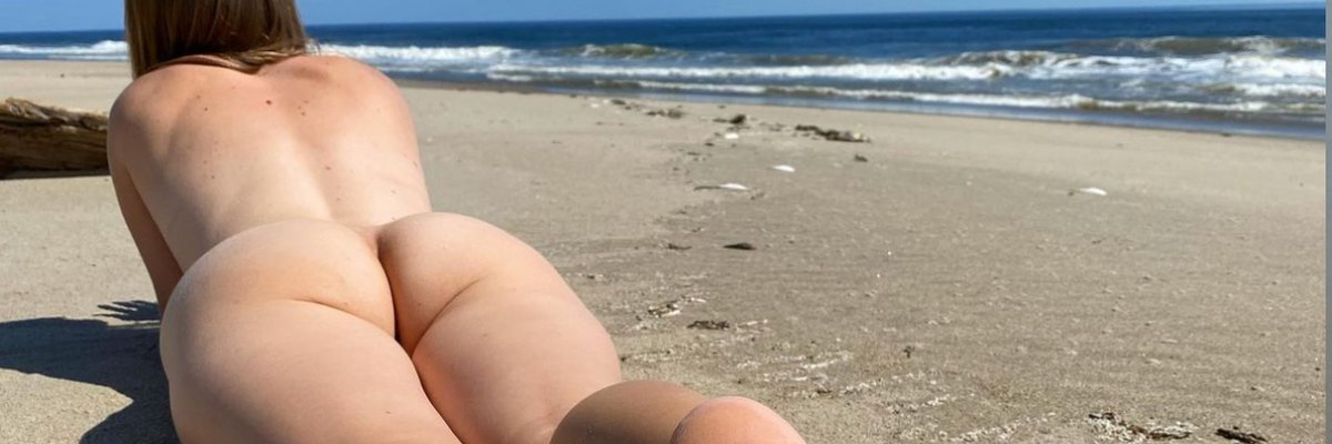 Anika Délicee 🍒👣 cover