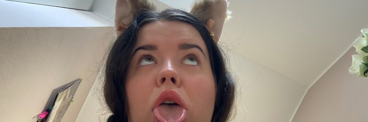 Let’s SEXT 💦💦😈 cover