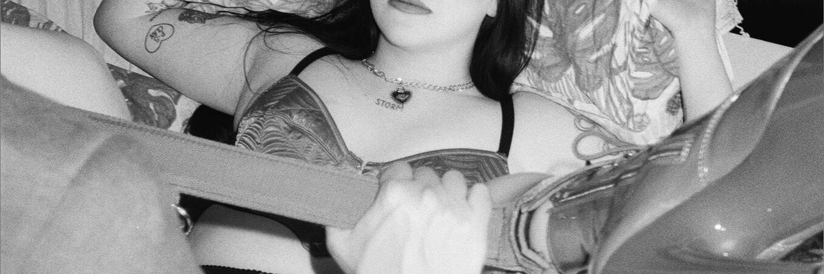 charlotte 🌹 FULL LENGTH VIDS ON FEED cover