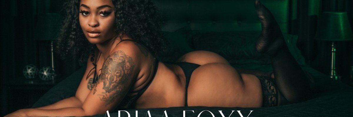 BIG BOOTY CUTIE🍑 💦 cover