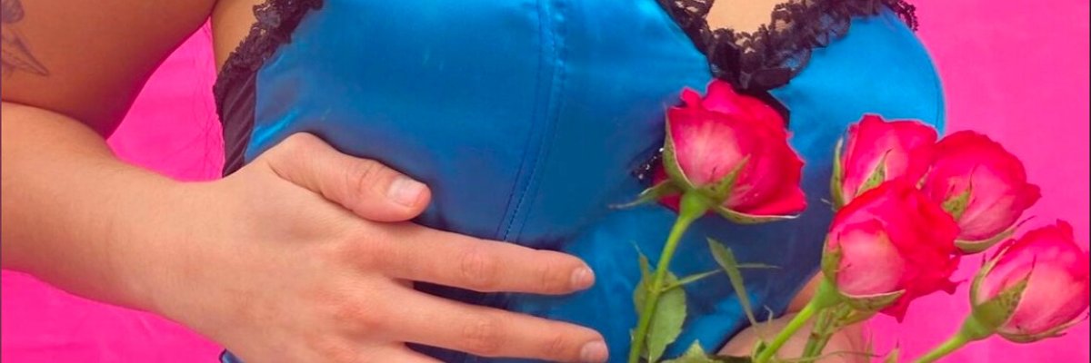 Blushing Blooms cover