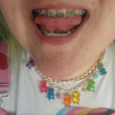 Brace Face XO