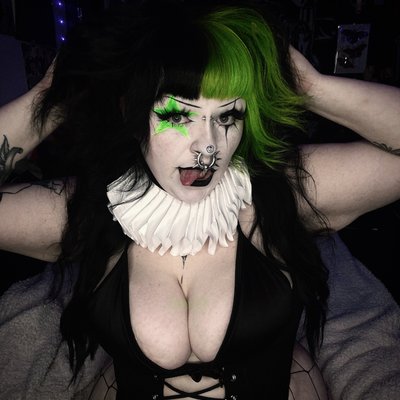 ‧₊˚𓌏 𝖋𝖊𝖗𝖓 𖤐🏳️‍⚧️