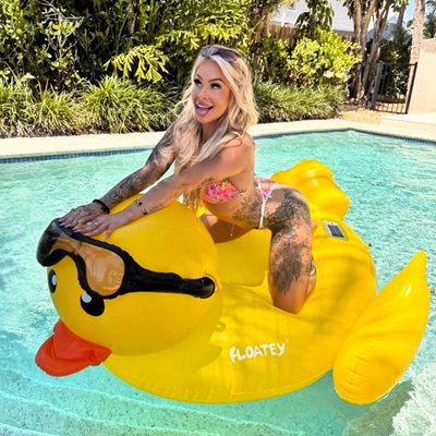 π Brooke is ππ₯πππ π¬ π₯