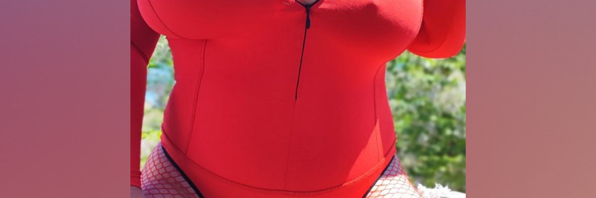 Busty Chanel cover