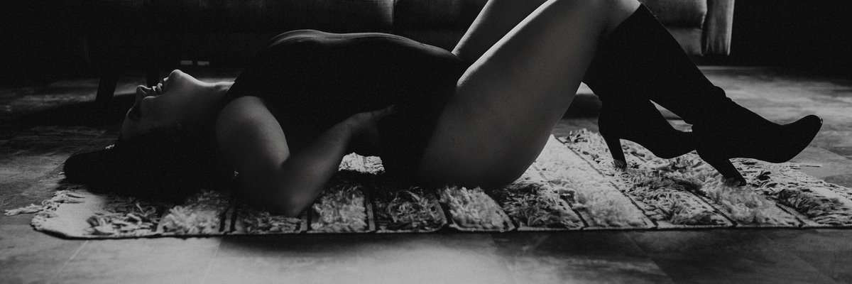 Busty Lix FREE 💋 cover