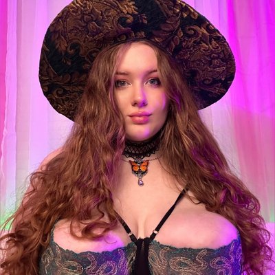 BustySeaWitch  💜  Wanna Play?