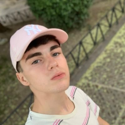 C A N I  😈  K L E I N