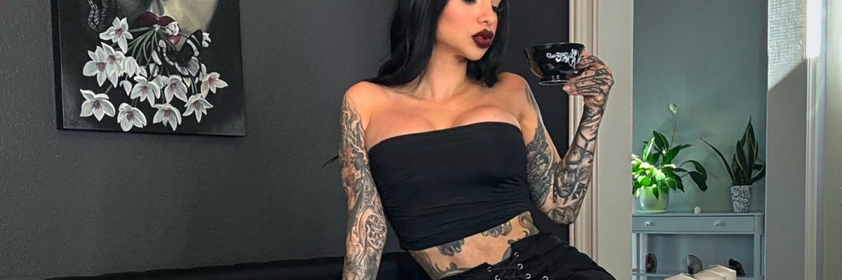 Cassie Curses cover
