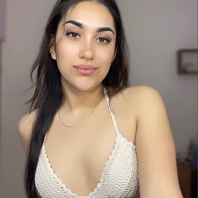 Cinthia G