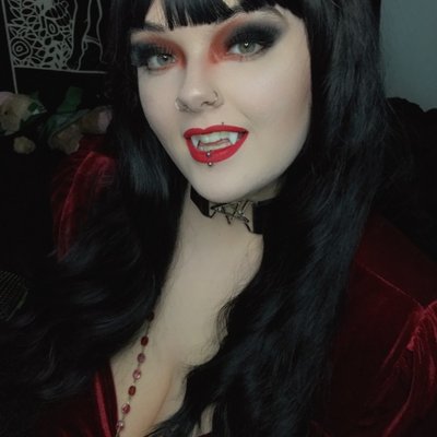 🕷bbw goth bitch 🕷