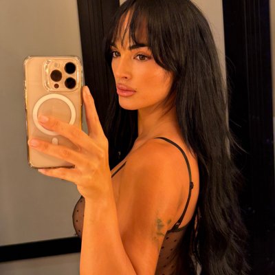 🦋 Claudia Bavel 🦋