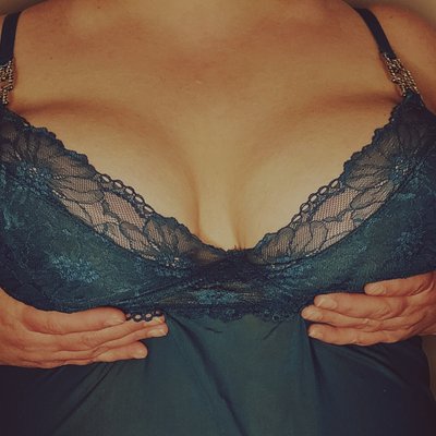 curvaceousclassycouple_vip