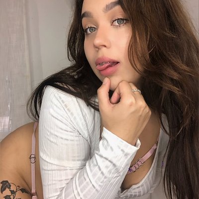 Alice Curvy
