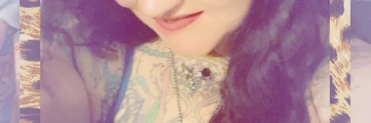 DeeluxeDaffodil cover