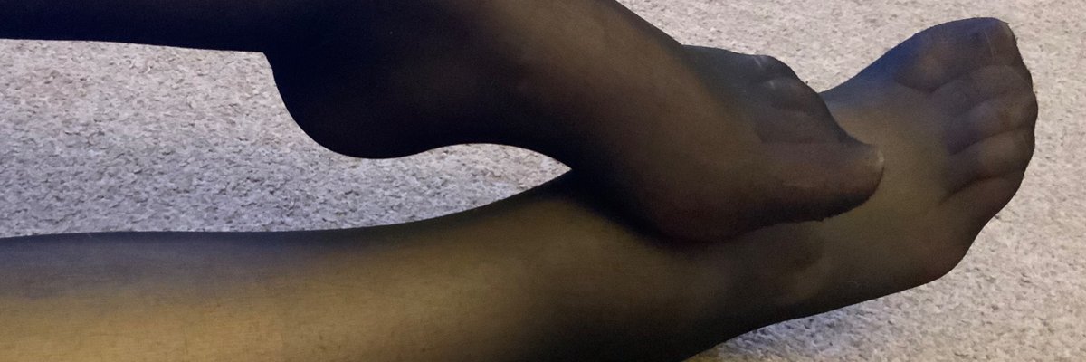 Dainty foot jobs cover