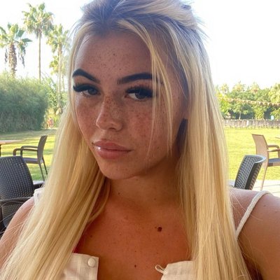 Daisy Sommer ☀️
