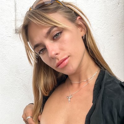 dani fae ☽༓✧*:・゚