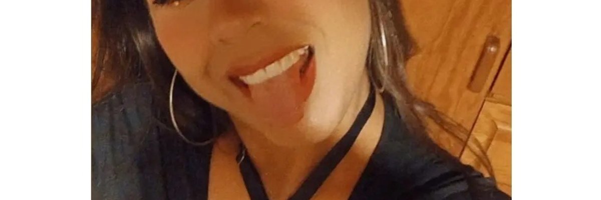 Daniela cover