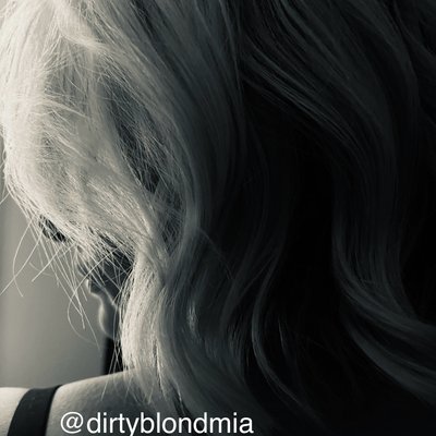 Mia