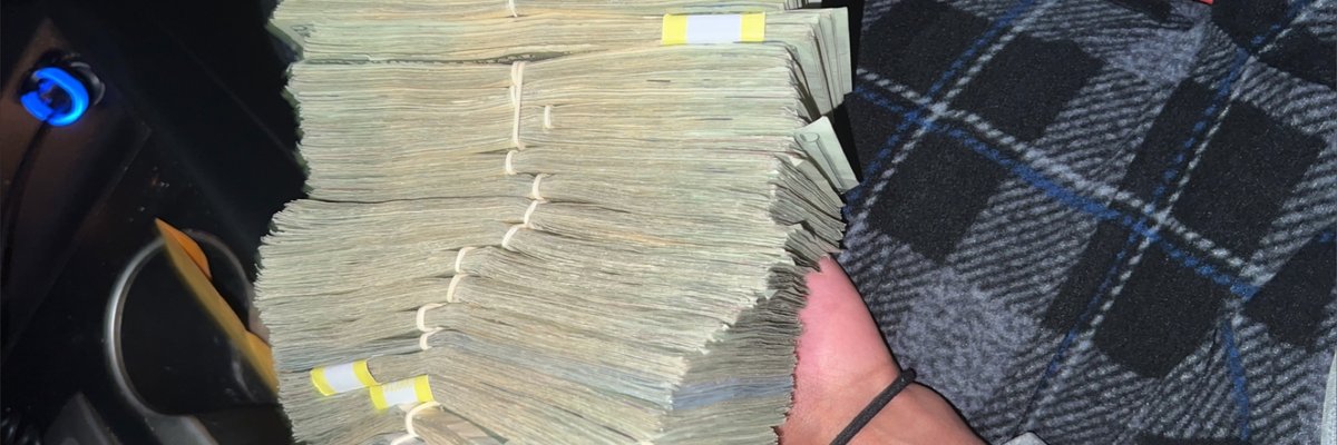 EAZZY KNOWLEDGE cover