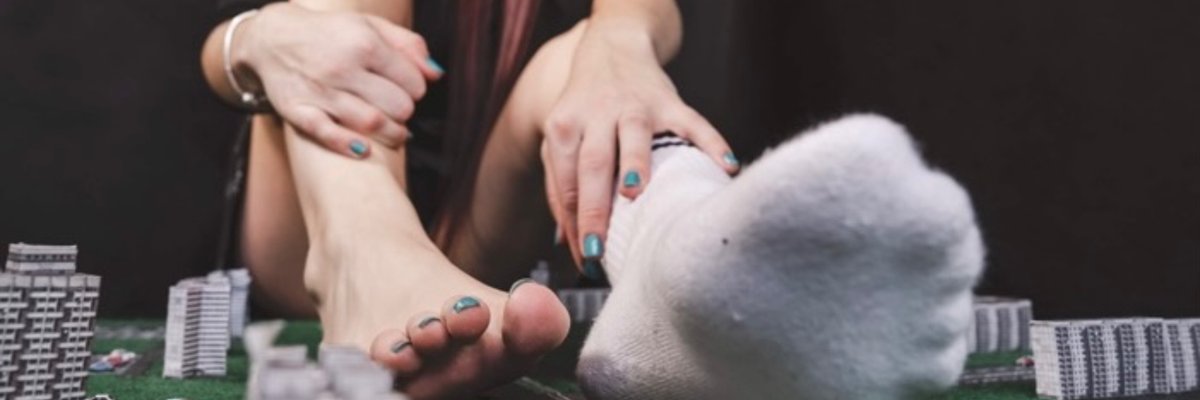 Elizabeth Barrera cover