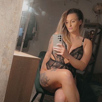 EMILY ROSE ππ