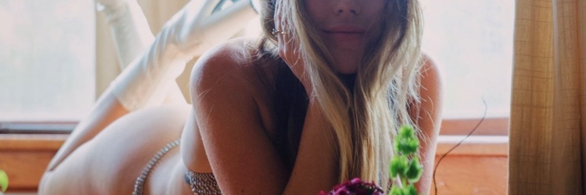 emma ☽ the sex witch ･ﾟ✧ ˚˖⁺ cover