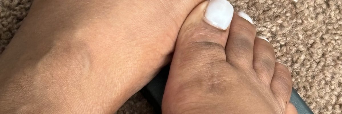 Foot Luxury cover