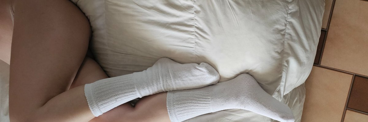 Francy_feet_2000 cover