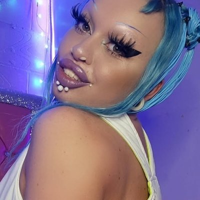 ALiEN DOLL