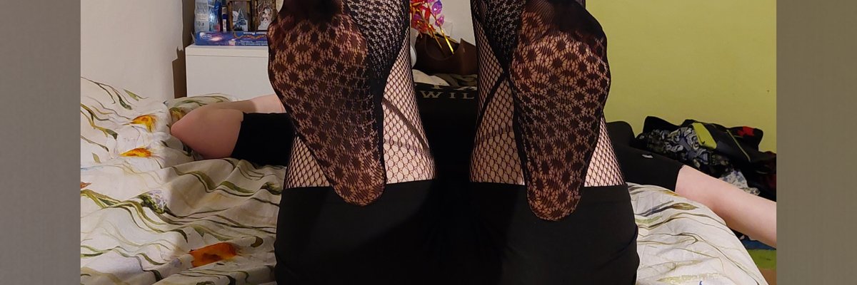 Giantess_mia cover