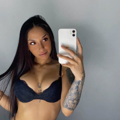 Mia