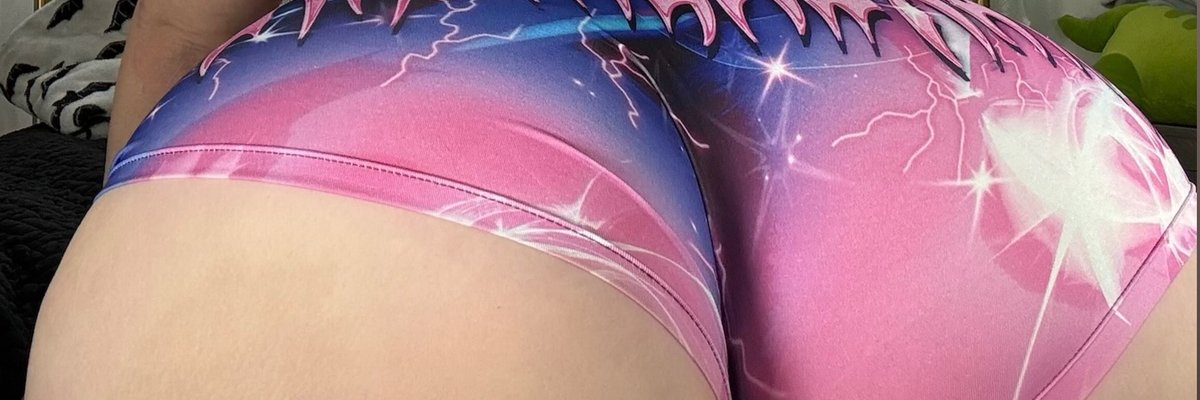 ʜᴀʟᴇʏ ǫᴜɪɴɴ 🖤 cover