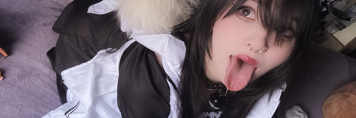 Filipina long tongue pup 🐶 cover