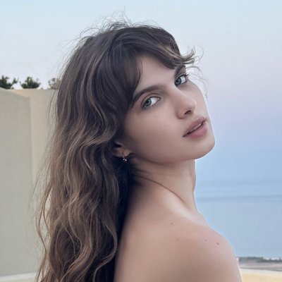 𝐿𝒾𝓁𝒾 🌺