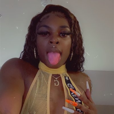 Hennessy Carabet🍫♠️💦