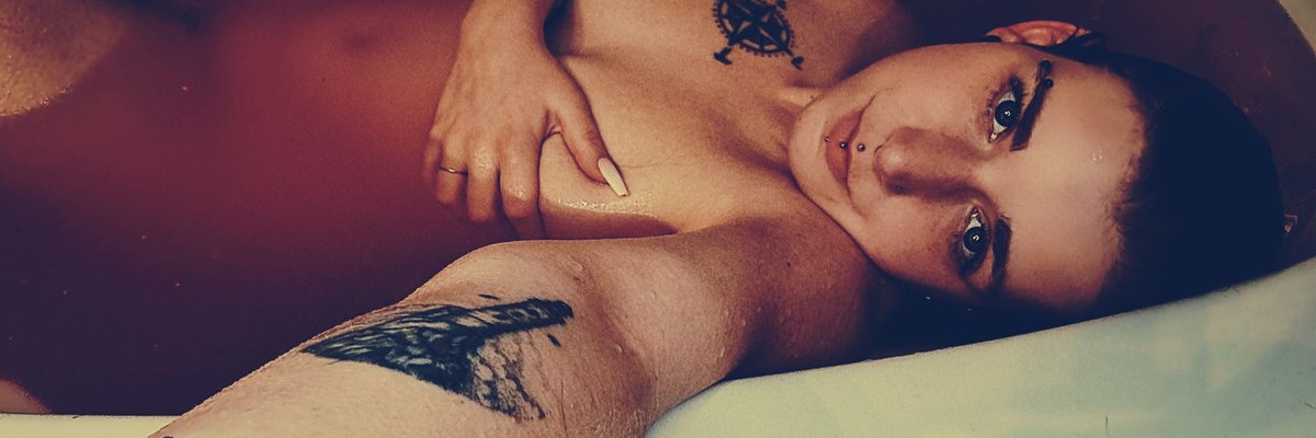 Heylay_squirrt cover