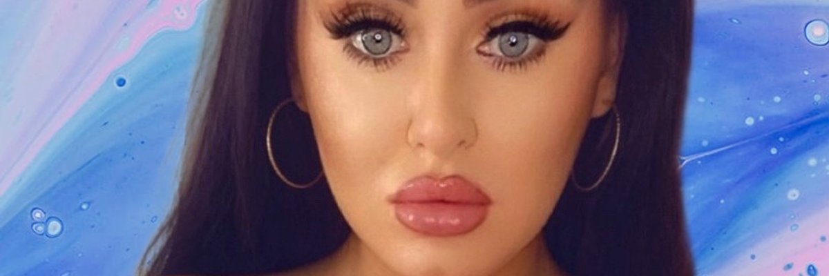 Hollie Munroe cover