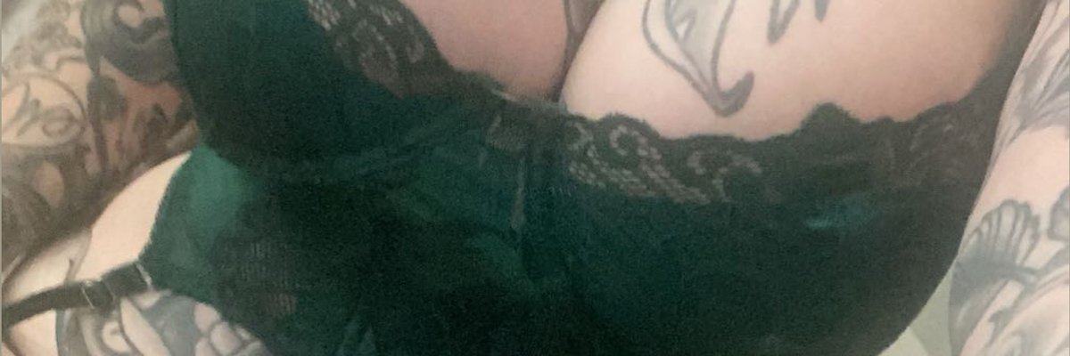 𝔈𝔪𝔦𝔩𝔶 cover