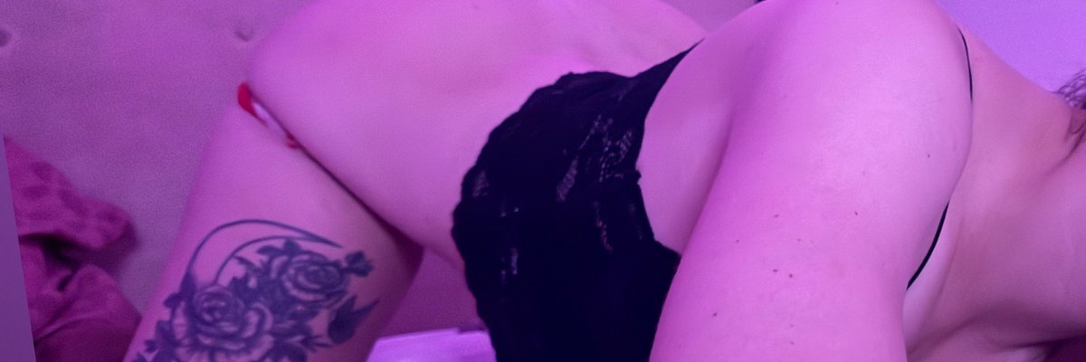 Veronica🍑🍒🌸 cover