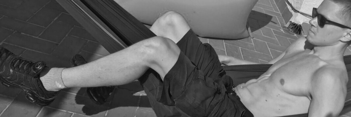 Hung Twink | Top cover