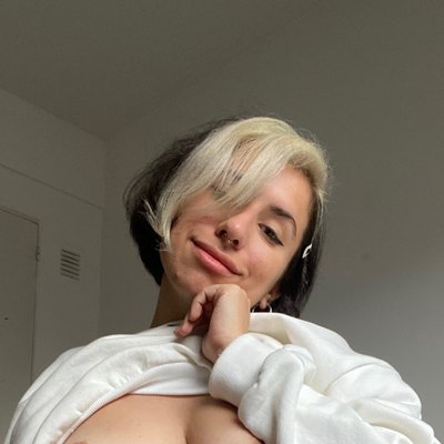 Pisces Babe ๐ Videocalling is my passion