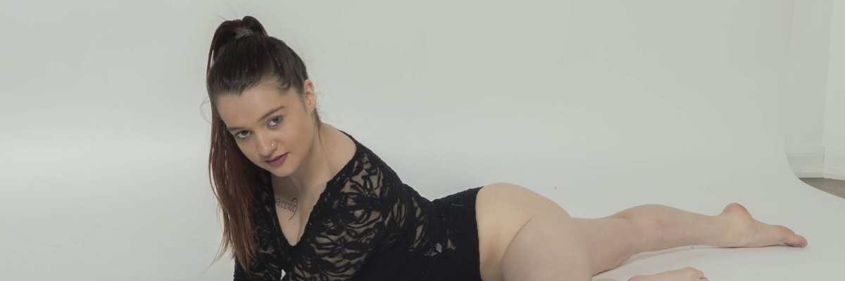 H E L L O • A M B E R 🐰🥚 FREE PAGE cover