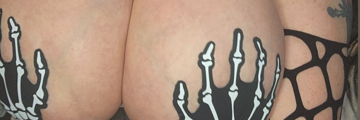 Kassandra_DeVille cover