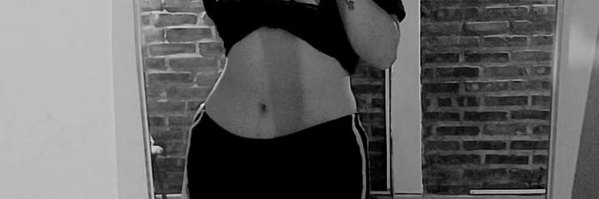 Rocio Catalina 🌹💣 cover