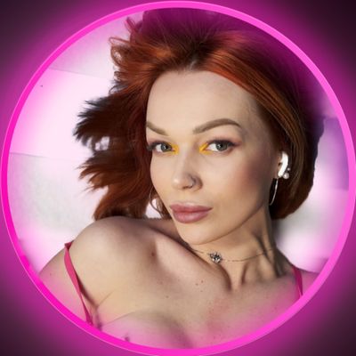 Katie VIPπ